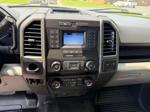 Used 2022 Ford F250 XL w/ Power Equipment Group RWD image 24