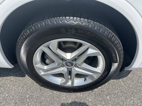 Used 2018 Audi Q5 2.0T Premium w/ Convenience Package AWD/4WD image 12