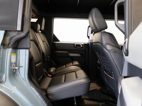 Used 2022 Ford Bronco Badlands image 24