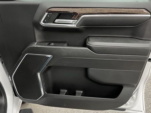 Used 2024 GMC Sierra 1500 Elevation image 52