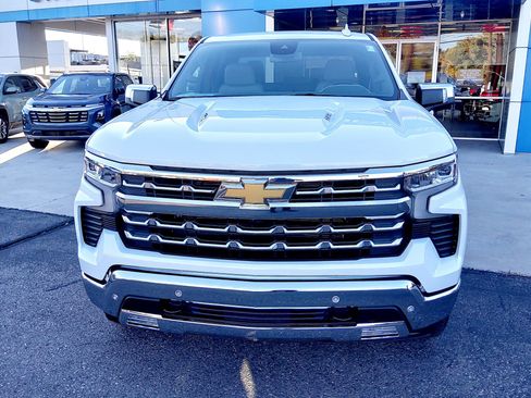 New 2026 Chevrolet Silverado 1500 LTZ w/ Z71 Off-Road Package image 2