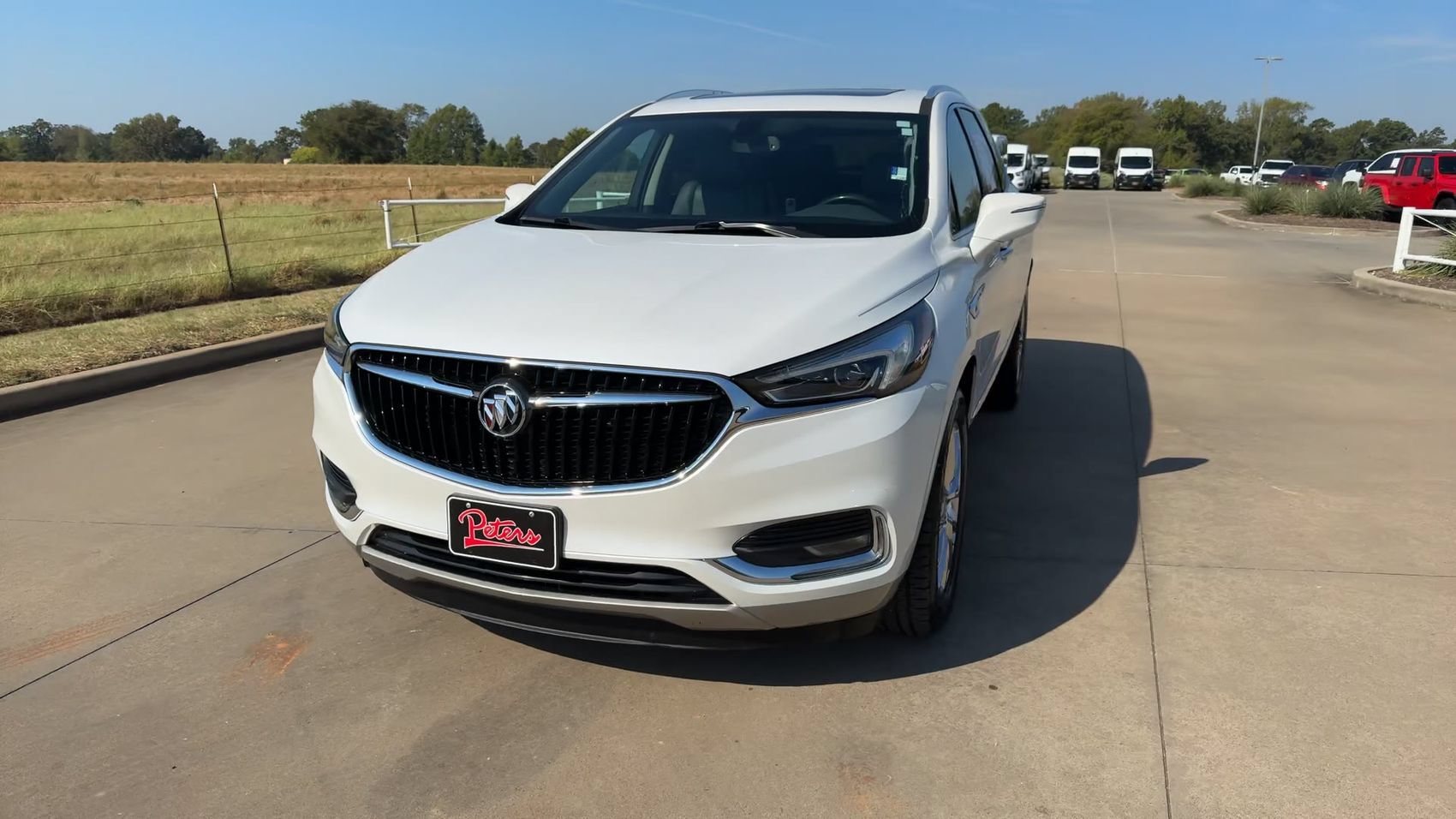 Used 2021 Buick Enclave Essence w/ Sound and Sites Package FWD image 4