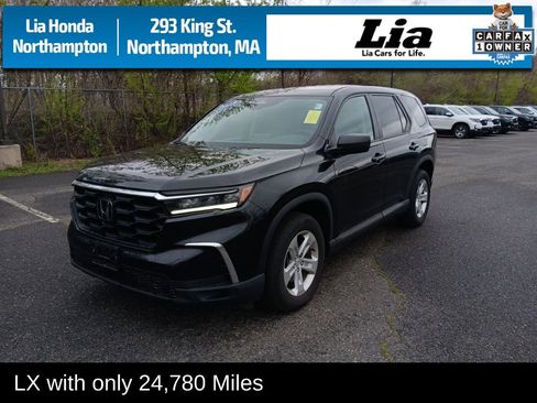 Used 2023 Honda Pilot LX image 1