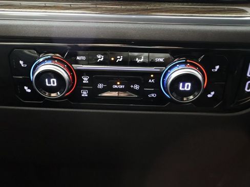 Used 2023 GMC Sierra 1500 Elevation AWD/4WD image 47