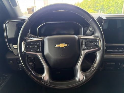 Used 2025 Chevrolet Silverado 2500 LT w/ Convenience Package AWD/4WD image 20