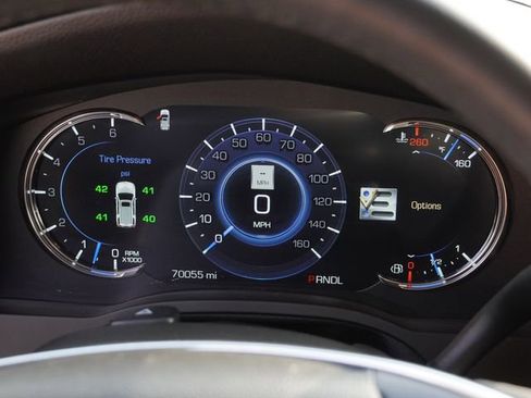 Used 2018 Cadillac Escalade Luxury RWD image 33