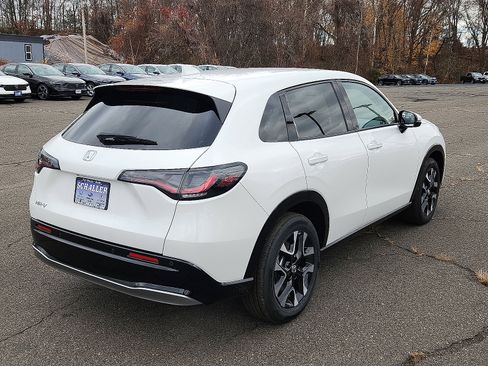 New 2026 Honda HR-V EX-L image 4