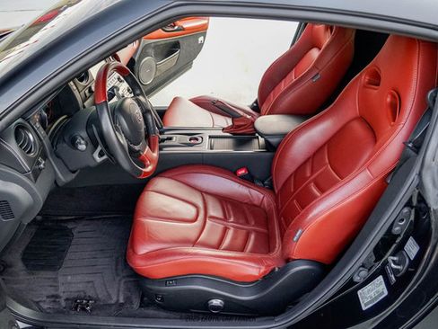 Used 2014 Nissan GT-R Premium w/ Premium Interior Package image 23
