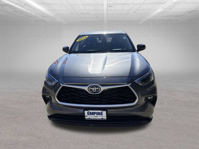 Used 2023 Toyota Highlander LE FWD image 14