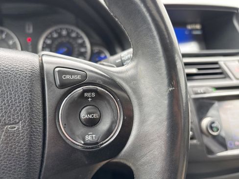 Used 2015 Honda Crosstour EX-L image 14