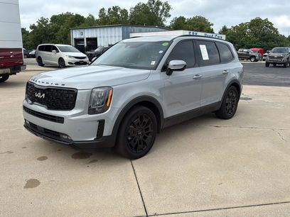 Used 2022 Kia Telluride SX w/ Nightfall Edition Package