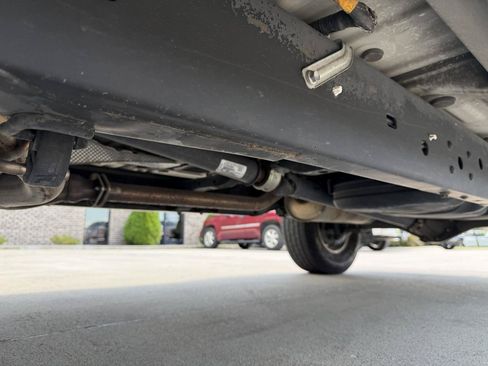 Used 2015 Toyota Tacoma PreRunner w/ SR5 Package RWD image 8