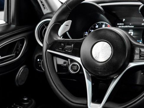 Used 2019 Alfa Romeo Giulia Ti Sport w/ Quick Order Package 22U Sport RWD image 15