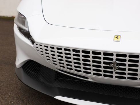 Certified 2023 Ferrari Roma image 36