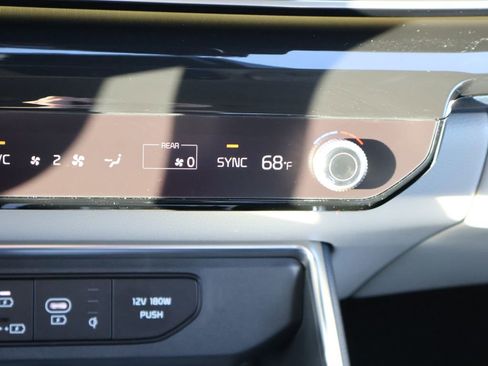 New 2026 Kia Carnival SX Prestige FWD image 28