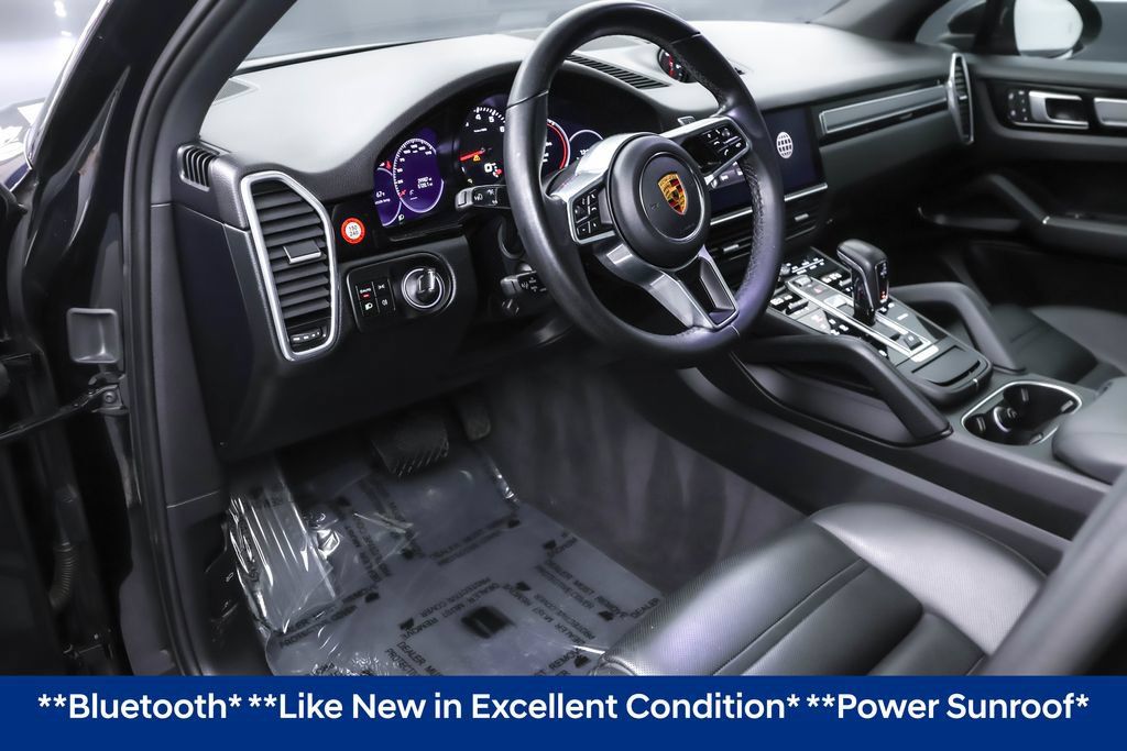 Used 2022 Porsche Cayenne Platinum Edition AWD/4WD image 4