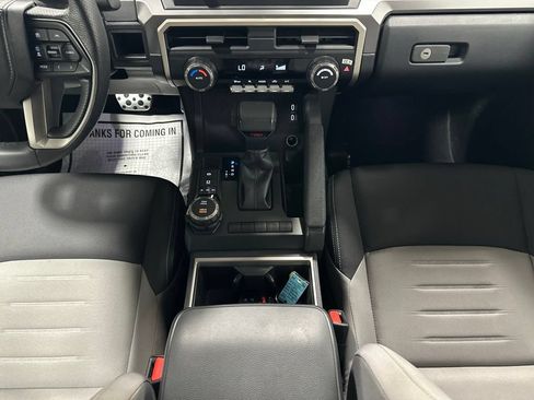 Used 2024 Toyota Tacoma TRD Sport AWD/4WD image 36