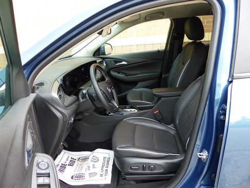 Used 2024 Buick Encore GX Avenir AWD/4WD image 23