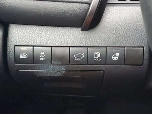 Used 2024 Toyota Camry SE FWD image 17