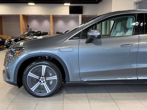Used 2023 Mercedes-Benz EQE 350+ 4MATIC SUV w/ Exclusive Trim Package image 8