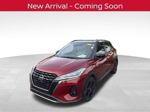Certified 2023 Nissan Kicks SR w/ SR Premium Package FWD image 2