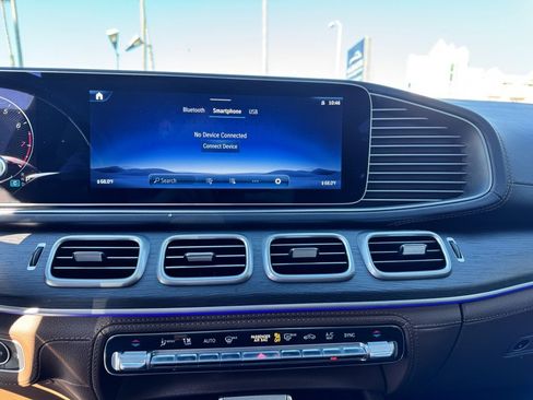 Used 2024 Mercedes-Benz GLE 350 4MATIC image 14