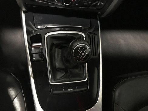 Used 2011 Audi A4 2.0T Premium image 30