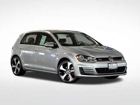 Used 2017 Volkswagen GTI S image 2