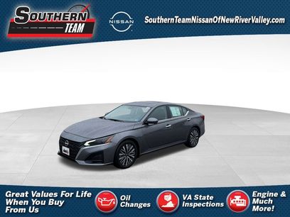 Used 2025 Nissan Altima 2.5 SL