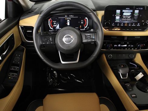 Certified 2021 Nissan Rogue Platinum FWD image 7