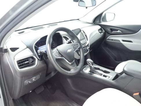 Used 2024 Chevrolet Equinox LT AWD/4WD image 25