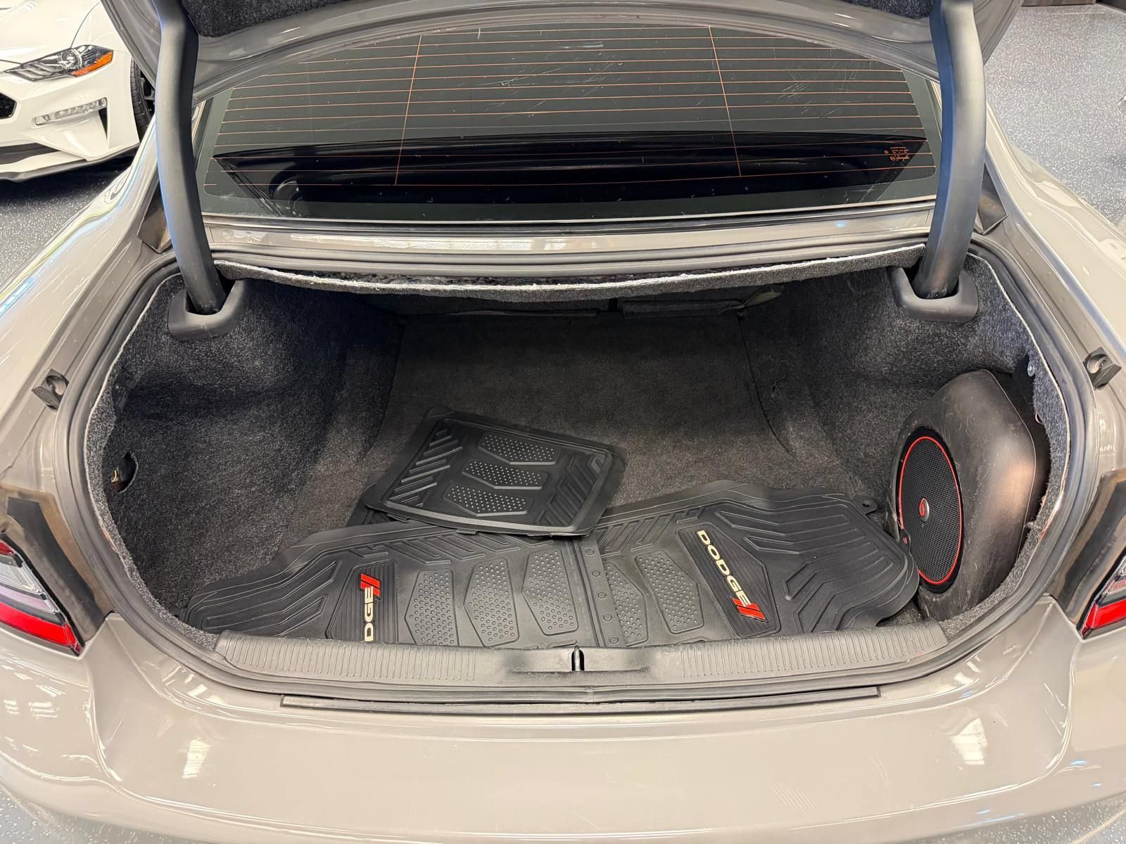 Used 2017 Dodge Charger R/T Scat Pack w/ Beats Audio Group RWD image 13