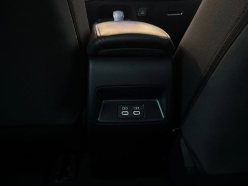 Used 2024 Toyota Corolla SE FWD image 12