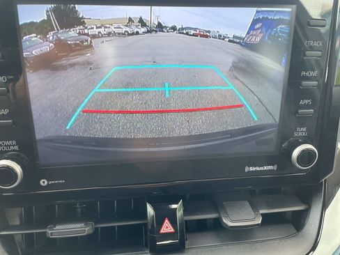 Used 2022 Toyota Corolla LE FWD image 20