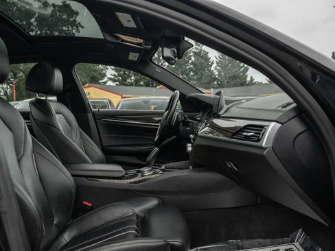 Used 2017 BMW 530i xDrive 530i xDrive Sedan 4D image 13