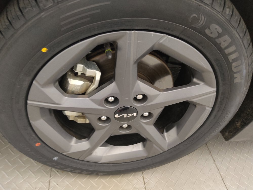 Used 2025 Kia K4 FWD image 31