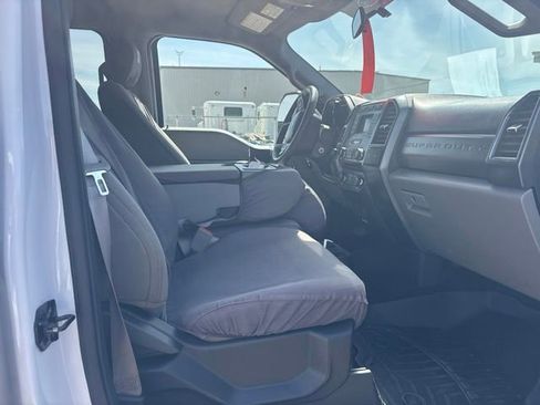 Used 2018 Ford F250 XLT w/ XLT Value Package AWD/4WD image 11