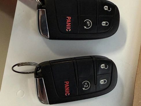 Used 2016 FIAT 500X Lounge image 33