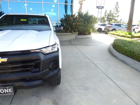 Certified 2023 Chevrolet Colorado W/T RWD image 32