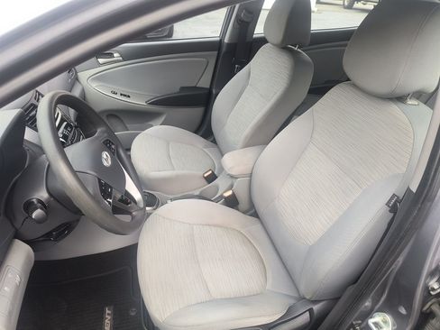 Used 2016 Hyundai Accent SE w/ Option Group 02 FWD image 14