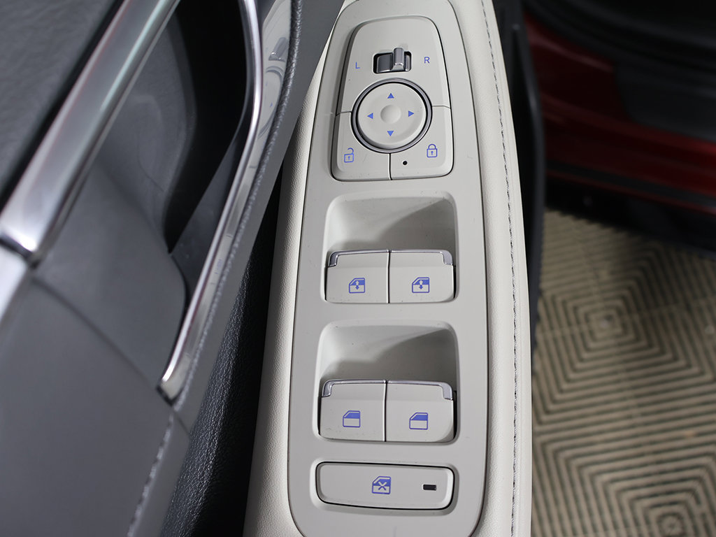 Certified 2023 Hyundai Sonata Limited FWD image 37