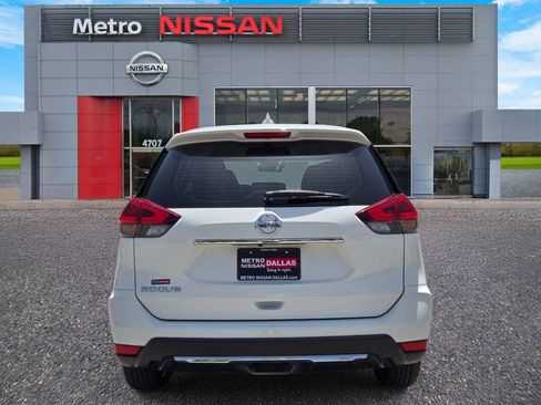 Used 2020 Nissan Rogue S FWD image 5
