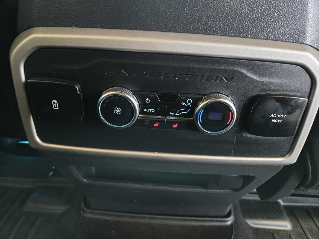 Used 2023 Ford Expedition Max Limited AWD/4WD image 33