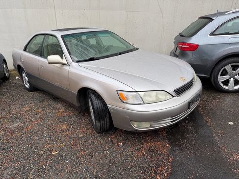 Used 1999 Lexus ES 330 FWD image 3