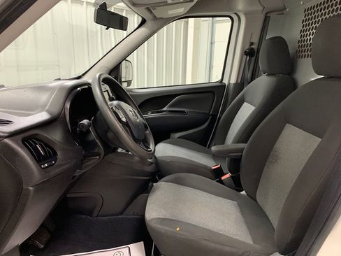 Used 2019 RAM ProMaster City Tradesman image 4