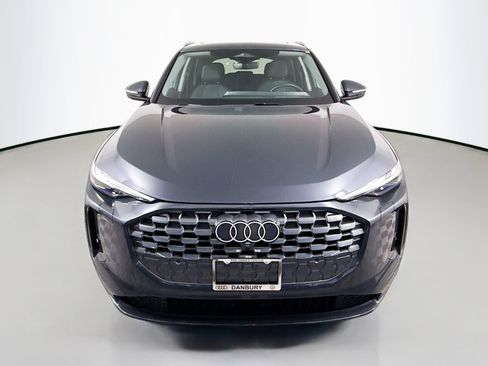 Certified 2025 Audi Q5 Premium w/ Convenience Package image 6