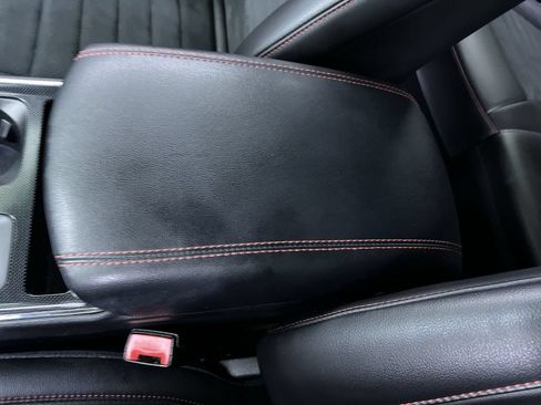 Used 2021 Ford Edge ST-Line FWD image 24