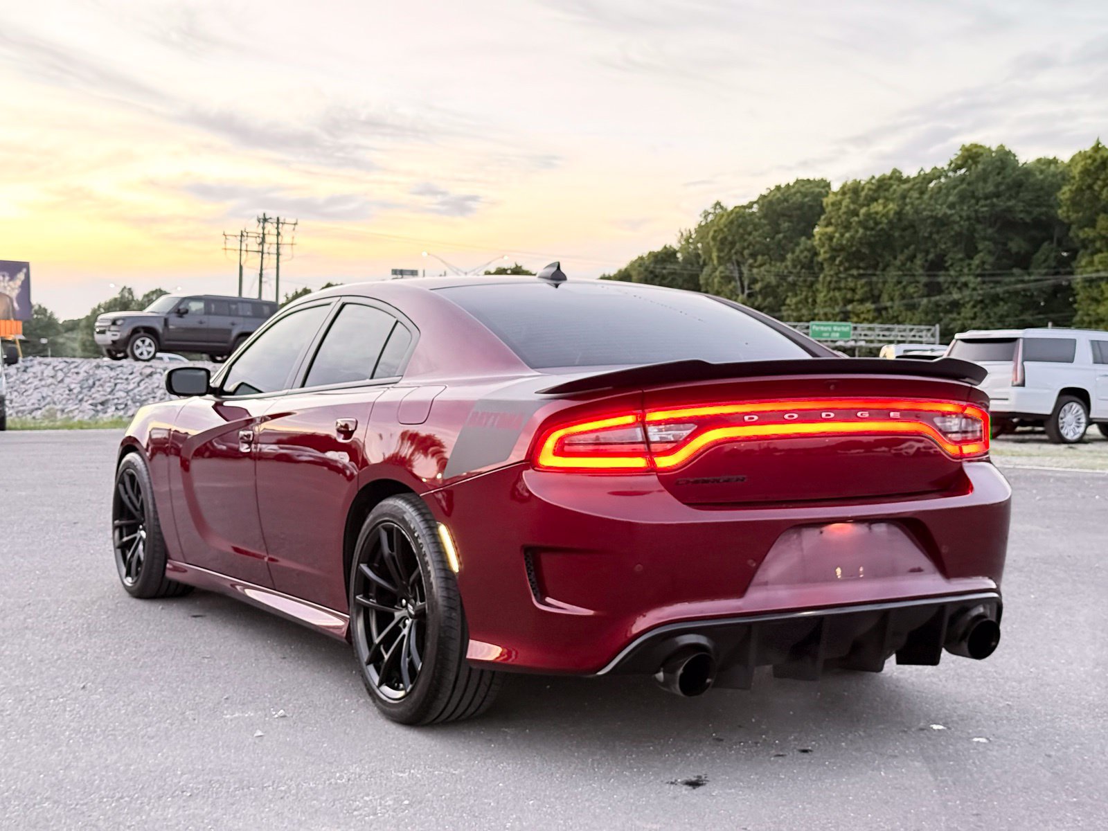 Used 2022 Dodge Charger Scat Pack w/ Daytona Edition Group RWD image 16
