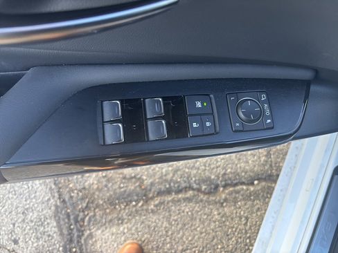 Used 2023 Lexus ES 350 F Sport image 8