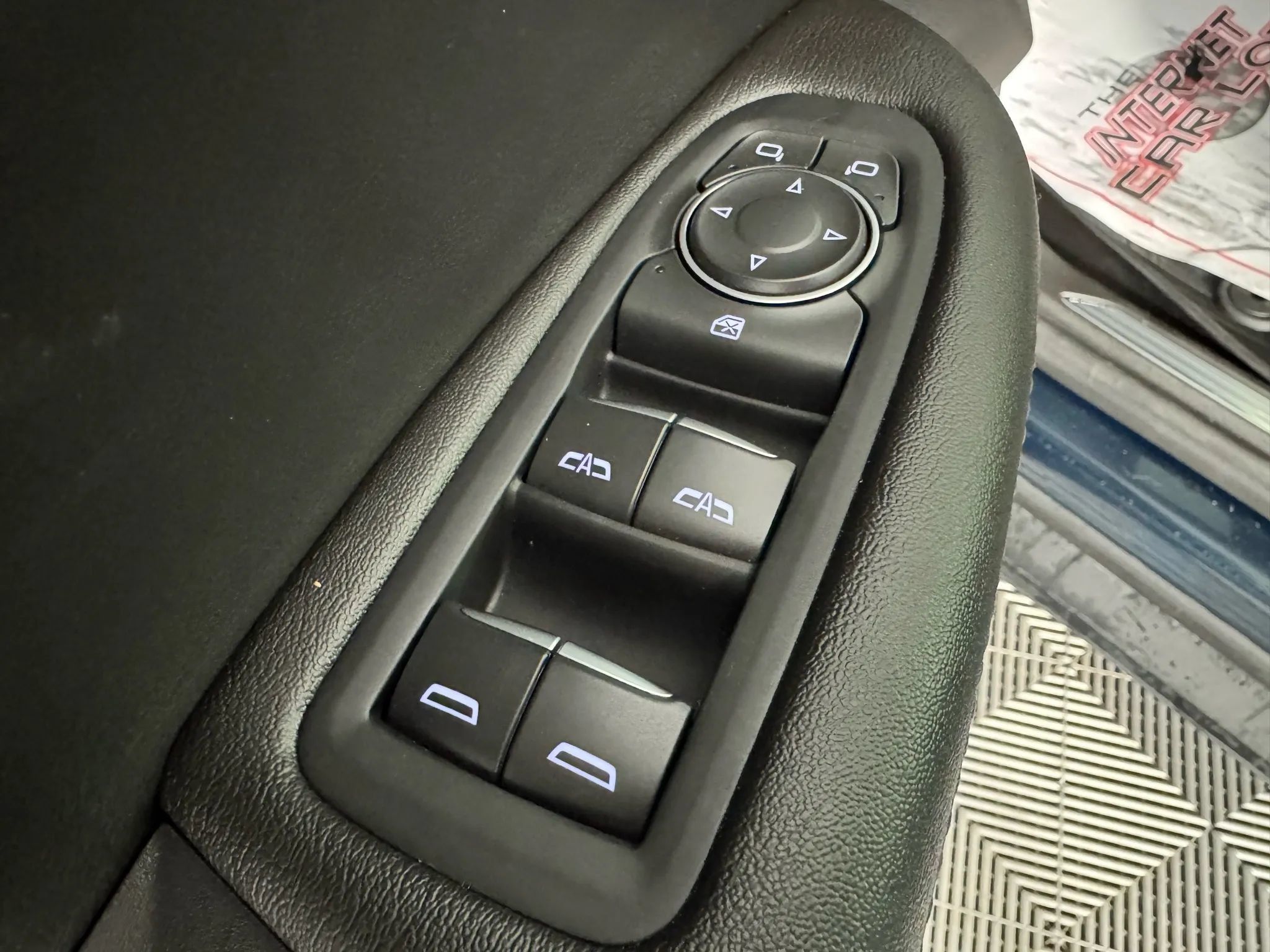 Used 2025 Cadillac XT5 Luxury w/ LPO, Floor Liner Package AWD/4WD image 40